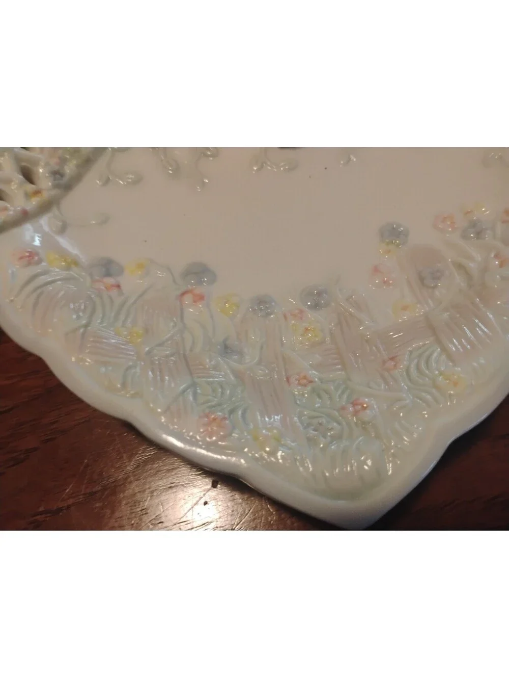 Heart-Shaped Porcelain Decorative Dish with Floral Accents